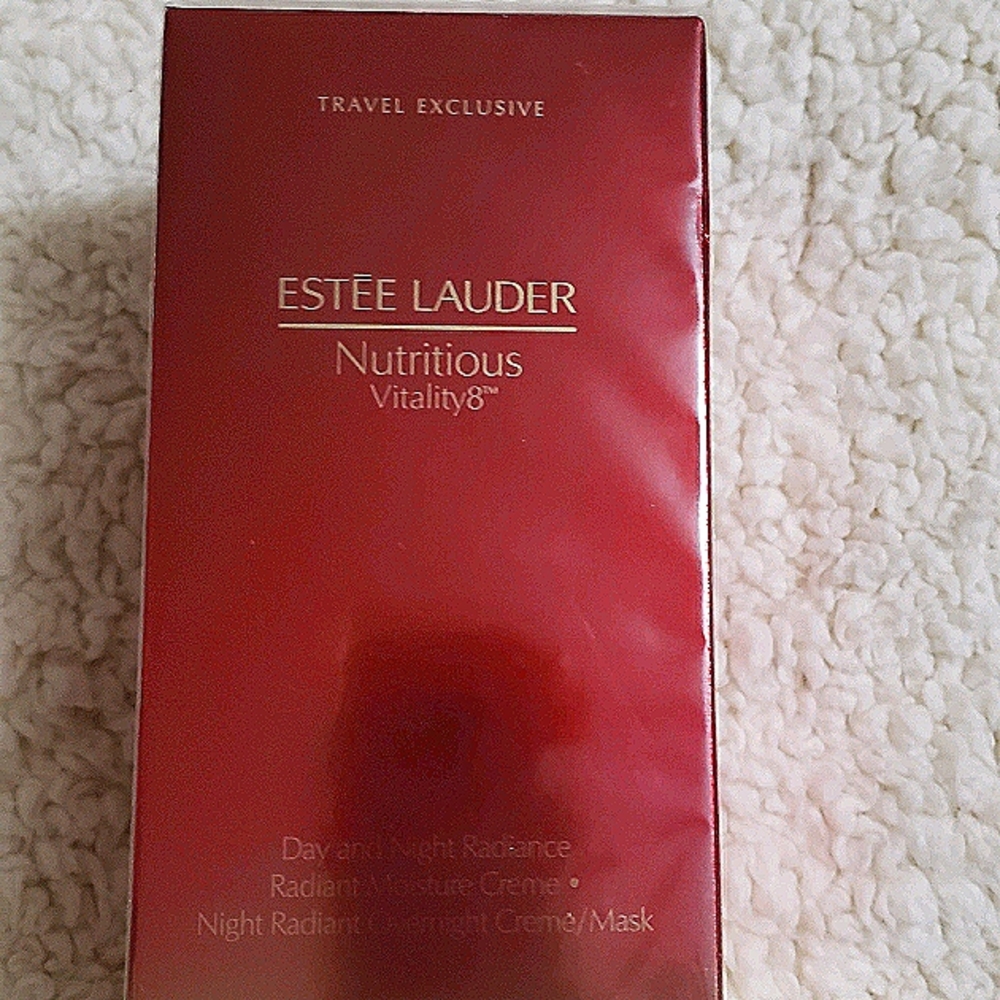 Estee Lauder Nutritious Vitality 8